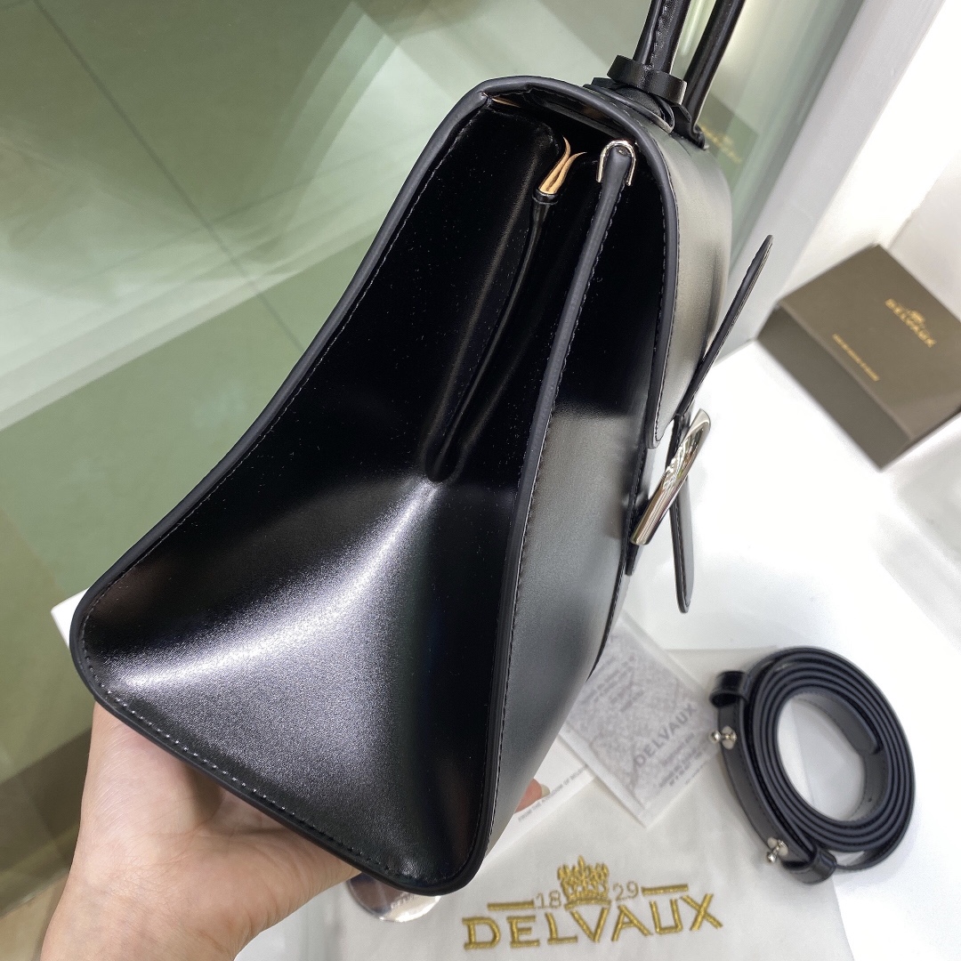 델보 브리앙 MM 박스백 미듐